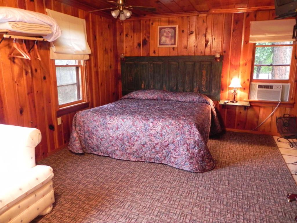 Apache Village Cabins Ruidoso Bilik gambar