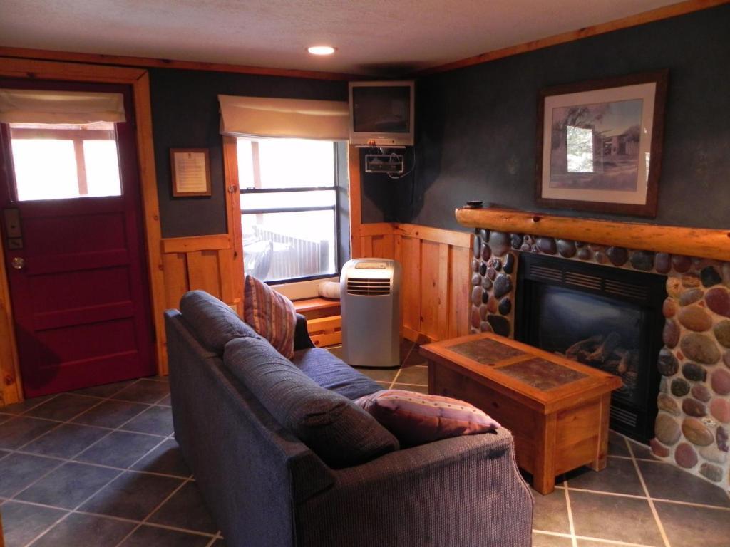 Apache Village Cabins Ruidoso Bilik gambar